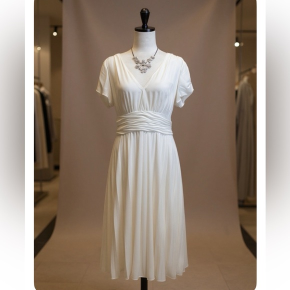 Suzi chin white dress - Picture 16 of 16
